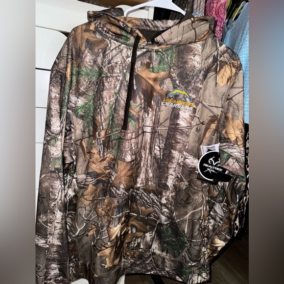 Men's Los Angeles Chargers Dunbrooke Black/Realtree Camo Ranger Pullover Hoodie - Picture 2 of 4